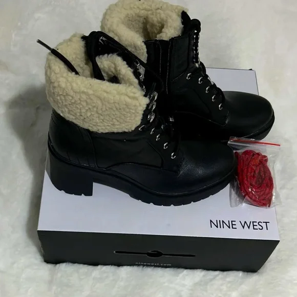 Nine West boots - Picture 1 of 1